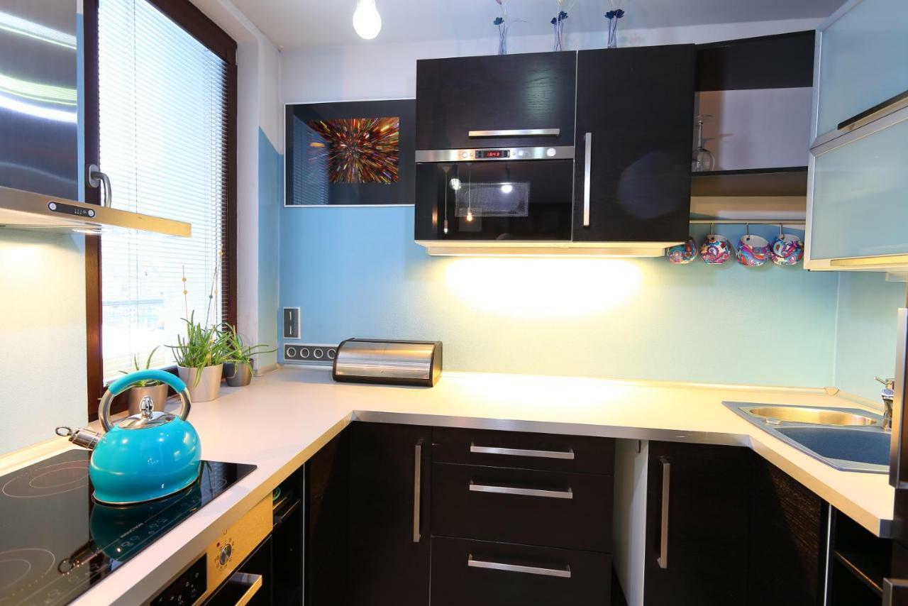 77 Apartment